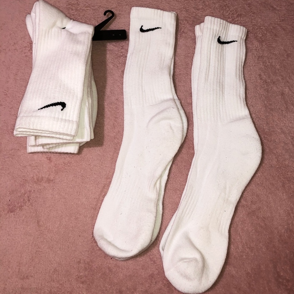 Nike crew socks